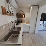 Sunshine Apartment *